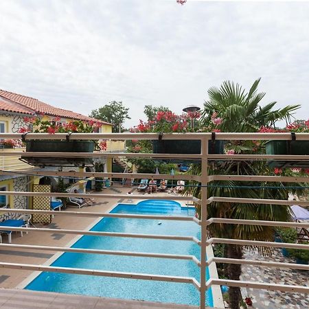 רוביני Apartments Paradis מראה חיצוני תמונה